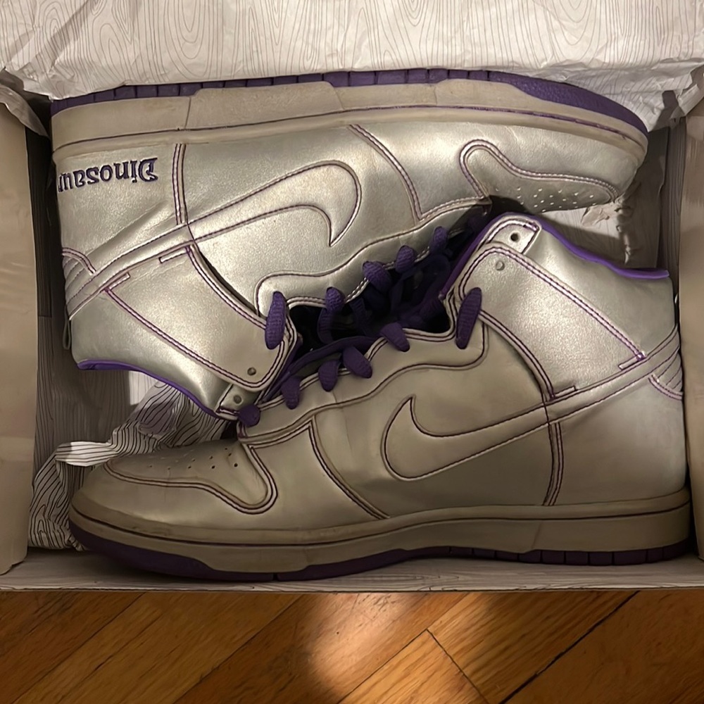 Nike dunk high premium sb “dinosaur jr” sz 10 - excellent condition!